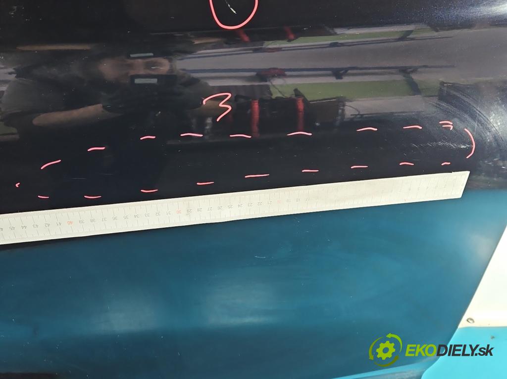 MG MG3  24- 1.5 16V 116 HP manual 85 kW 1495 cm3 5- dvere predné pravé  (Kľučka dverí ostatné)