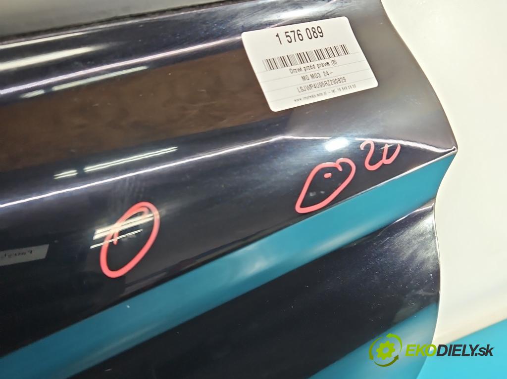 MG MG3  24- 1.5 16V 116 HP manual 85 kW 1495 cm3 5- dvere predné pravé  (Kľučka dverí ostatné)