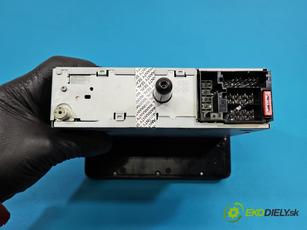 Alfa romeo 159 1.9 jtd 150 HP manual 110 kW 1910 cm3 4- Radio originál 7646302316