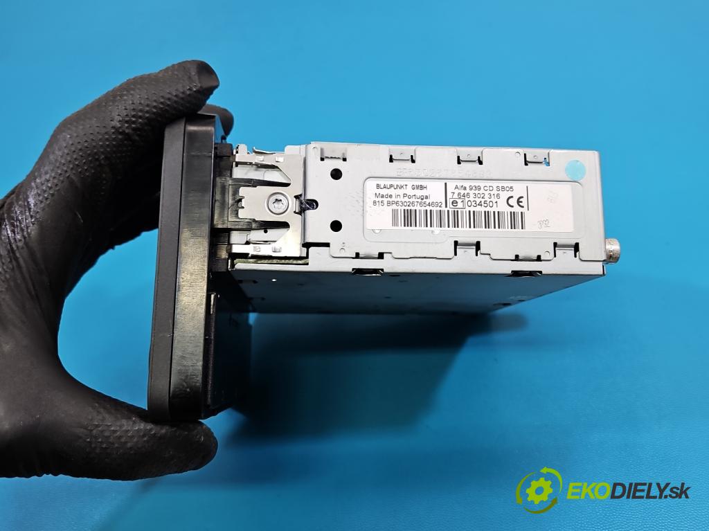 Alfa romeo 159 1.9 jtd 150 HP manual 110 kW 1910 cm3 4- Radio originál 7646302316