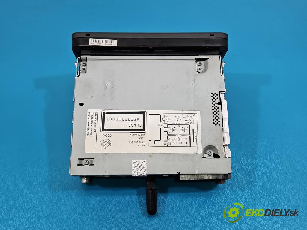 Alfa romeo 159 1.9 jtd 150 HP manual 110 kW 1910 cm3 4- Radio originál 7646302316