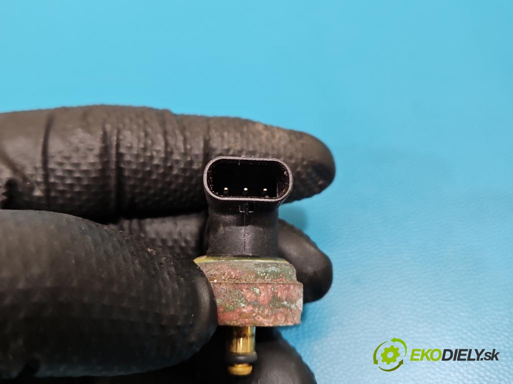 Mercedes S W221 2005-2013 3.5 V6 272 HP automatic 200 kW 3498 cm3 4- snímač tlak: palivo A0035427518 (Snímač)