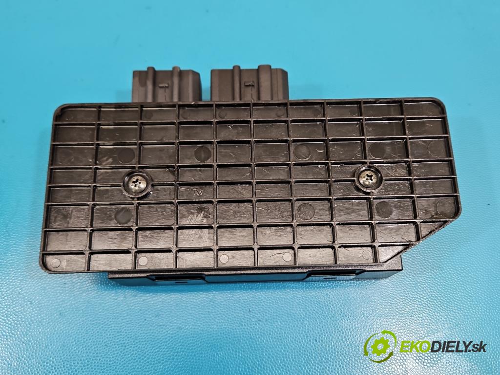Vw Passat B5 1995-2005 1.9 tdi 131 HP manual 96 kW 1896 cm3 5- riadiaca jednotka komfortu 1C0959799B