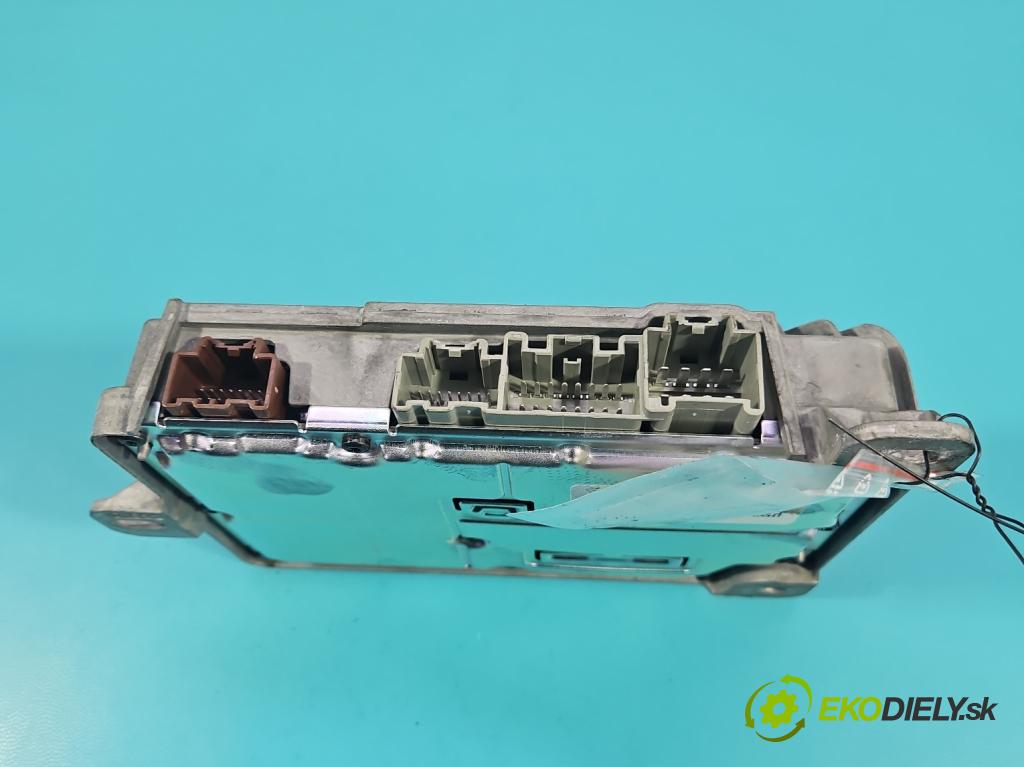 Opel Insignia A 2008-2017 2.0 cdti B20DTH: 170 HP automatic 125 kW 1956 cm3 5- Zesilovač: 23353648 (Zosilňovač)