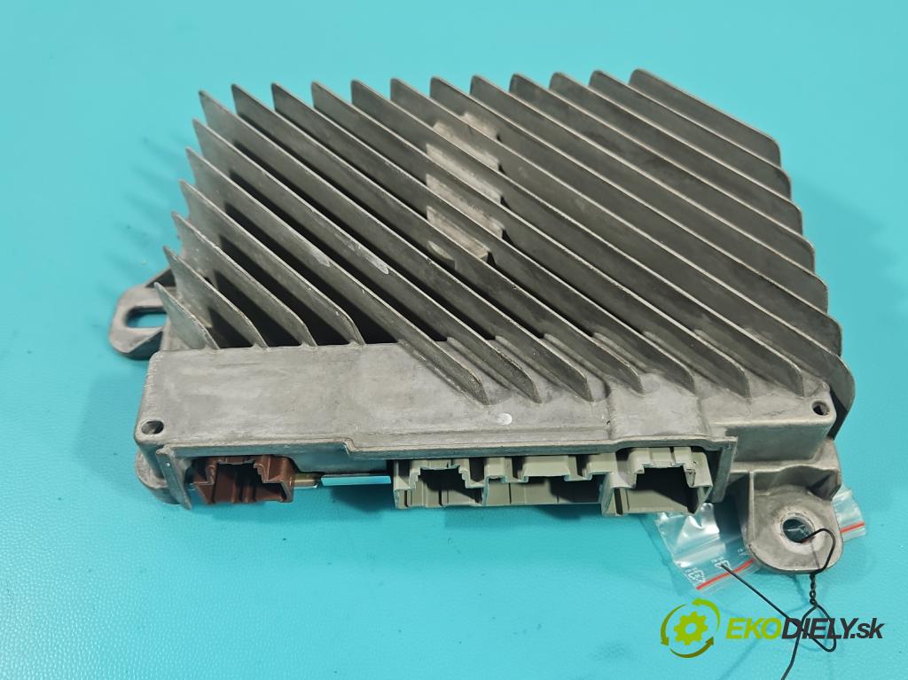 Opel Insignia A 2008-2017 2.0 cdti B20DTH: 170 HP automatic 125 kW 1956 cm3 5- Zesilovač: 23353648 (Zosilňovač)