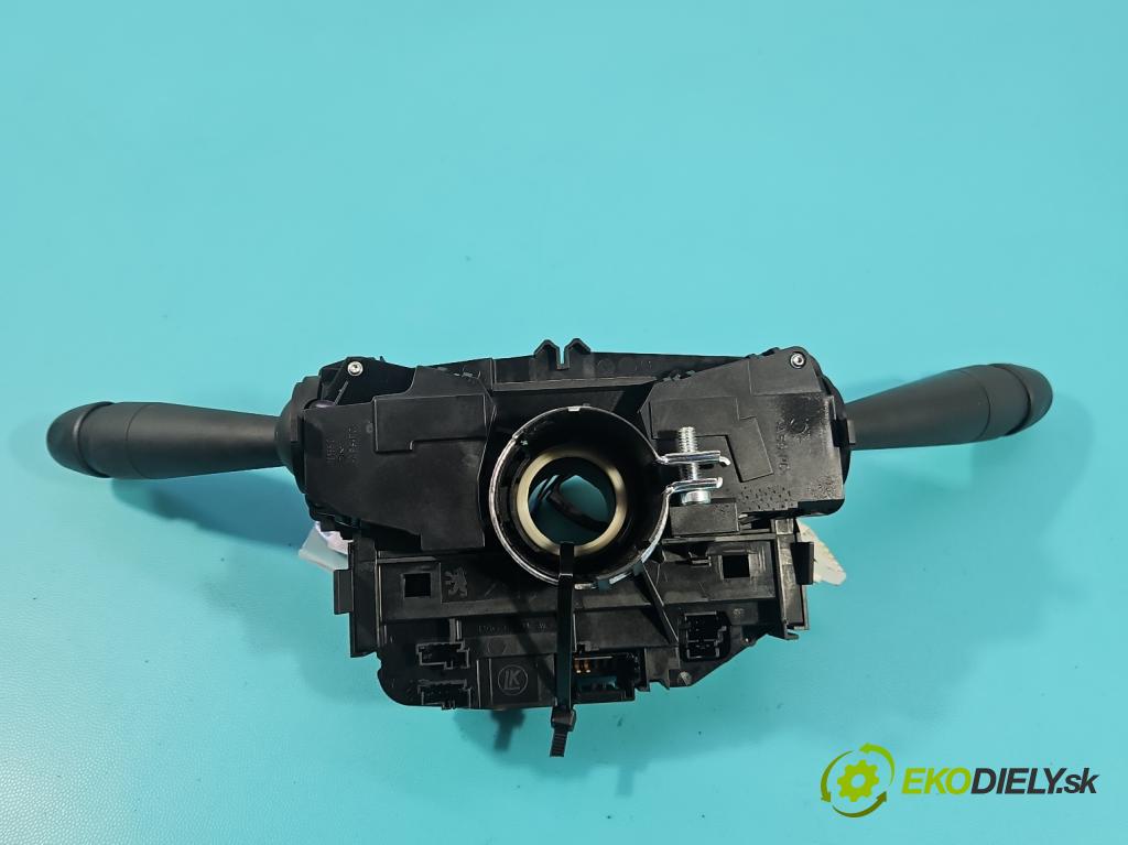 Peugeot 508 I 2010-2018 2.0 hdi 150 HP manual 110 kW 1997 cm3 5- prepínač komplex: 98000242ZD (Prepínacie páčky pod volantom)