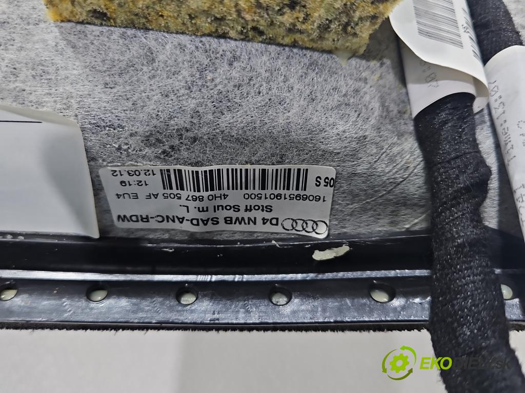 Audi A8 D4 2009-2017 sedan / střešní okno / verze krátký: