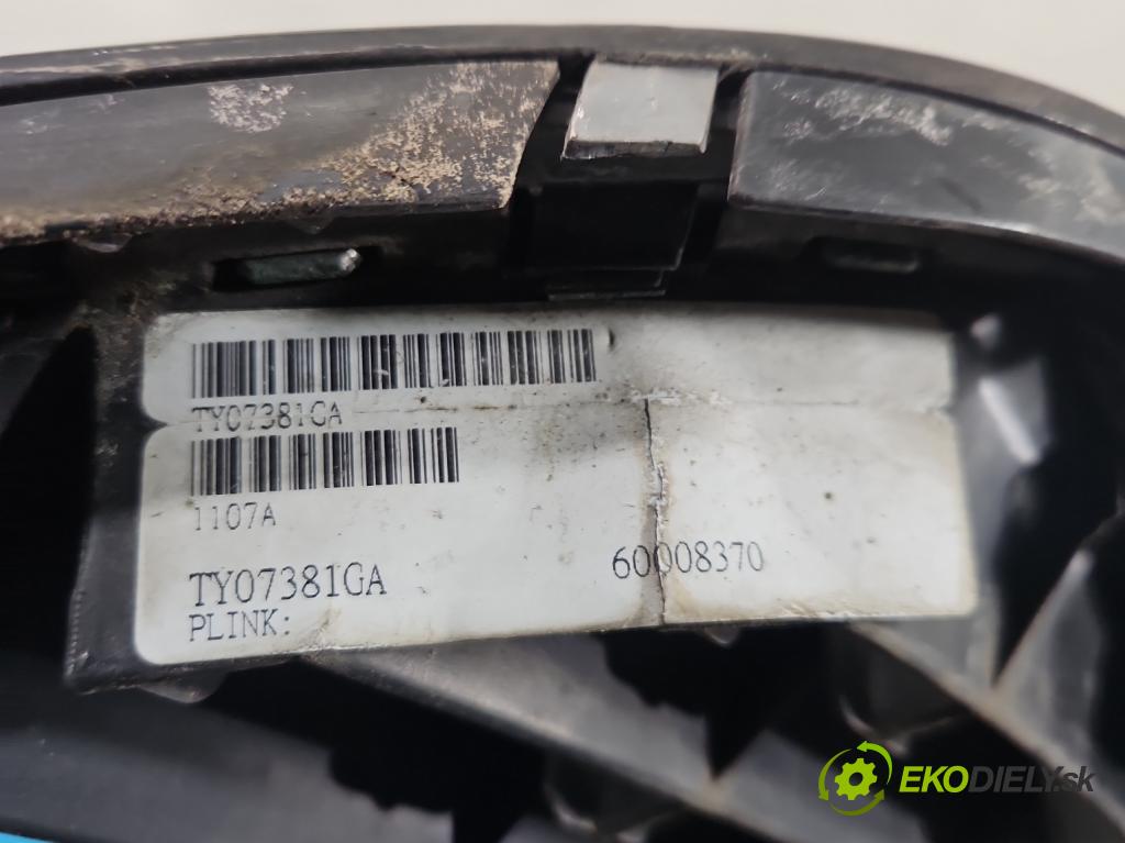 Toyota Avensis I T22 1997-2003 1.6 vvti 110 HP manual 81 kW 1598 cm3 5- miežka