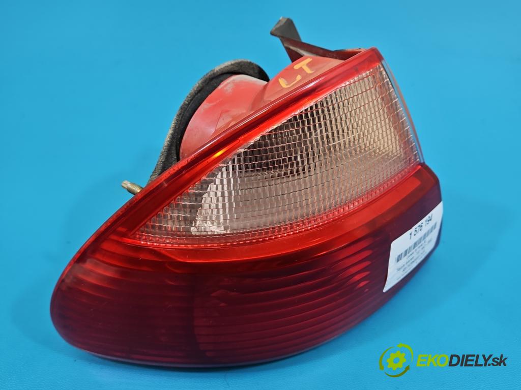 Toyota Avensis I T22 1997-2003 1.6 vvti 110 hp manual 81 kW 1598 cm3 5- světlo zadní levé  (Klika dveří ostatní)