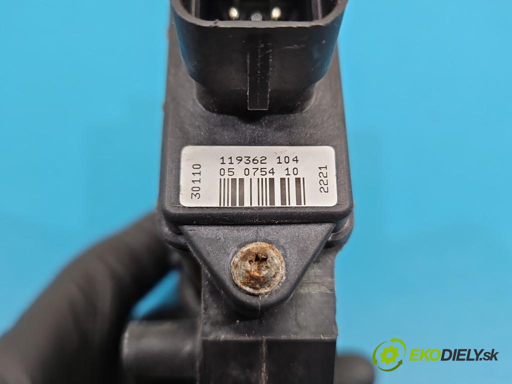 Toyota Avensis I T22 1997-2003 1.6 vvti 110 hp manual 81 kW 1598 cm3 5- mechanismus stahování přední levý 0130821753