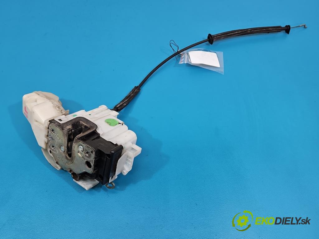 Alfa romeo 159 1.9 jtd 150 hp manual 110 kW 1910 cm3 4- zámek přední levý 