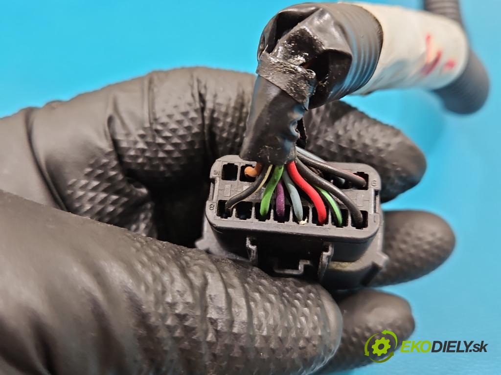 Ford Fusion USA 2012-2020 2.0 EcoBoost: 241KM automatic 177 kW 1999 cm3 4- zrkadlo ľavé FS73-17683-DC5FM6 (Kľučka dverí ostatné)