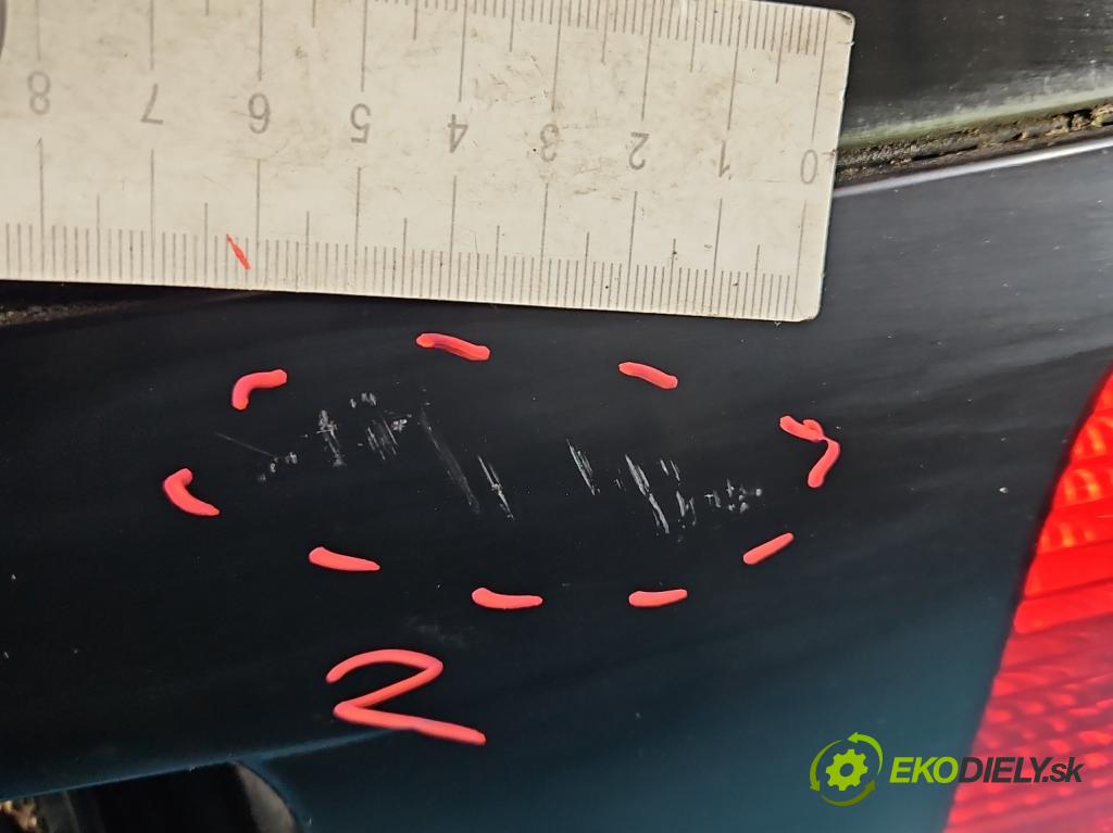 Volvo V40 I 1995-2004 1.8 16V 122 HP manual 90 kW 1783 cm3 5- zadna kufor  (Kapota zadná (kufor))