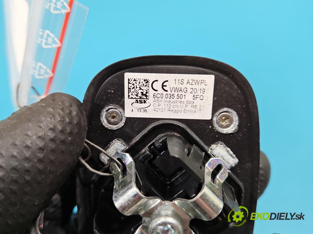 Skoda Fabia III 2014- 2021 1.0 TSI 95 HP manual 70 kW 999 cm3 5- Antena 6C0035501