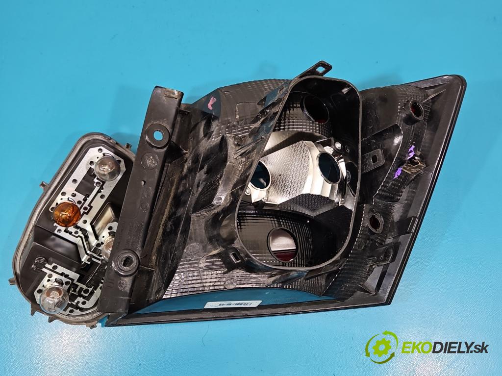 Skoda Fabia III 2014- 2021 1.0 TSI 95 HP manual 70 kW 999 cm3 5- svetlo / reflektor zadné ľavé 6V9945095 (Kľučka dverí ostatné)