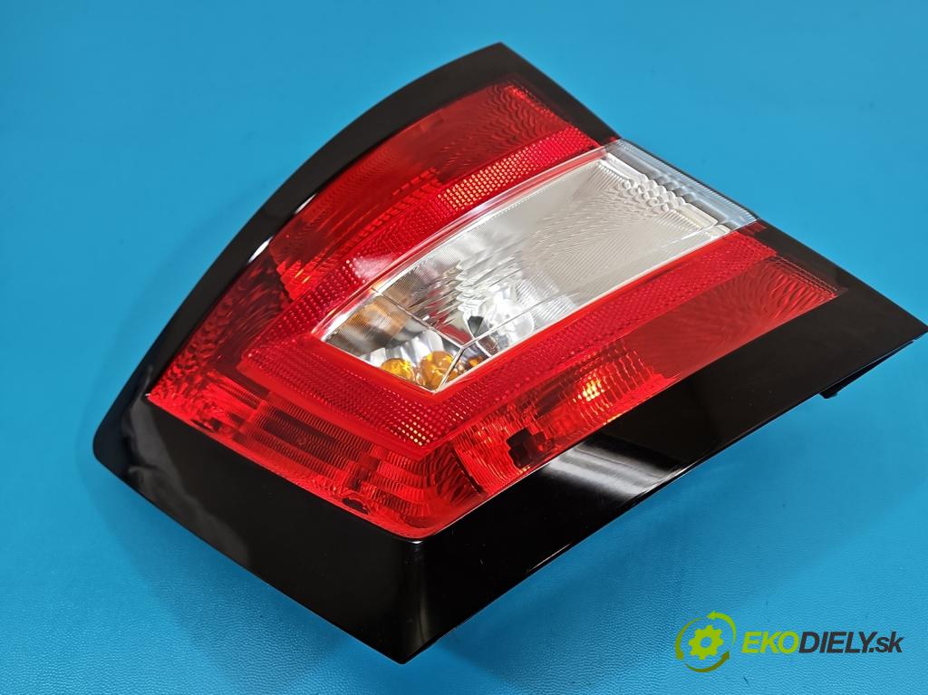 Skoda Fabia III 2014- 2021 1.0 TSI 95 HP manual 70 kW 999 cm3 5- svetlo / reflektor zadné ľavé 6V9945095 (Kľučka dverí ostatné)