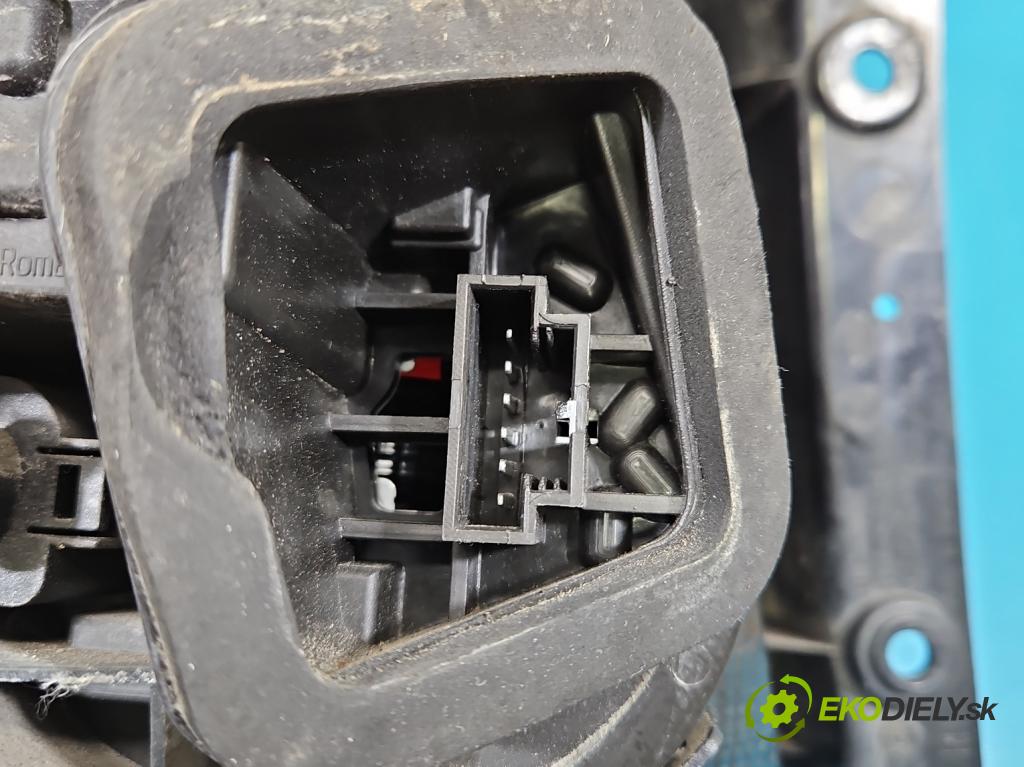 Skoda Fabia III 2014- 2021 1.0 TSI 95 HP manual 70 kW 999 cm3 5- svetlo / reflektor zadné pravé  (Kľučka dverí ostatné)