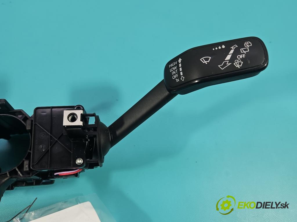 Skoda Fabia III 2014- 2021 1.0 TSI 95 HP manual 70 kW 999 cm3 5- prepínač komplex: 2Q0953521AE (Prepínacie páčky pod volantom)