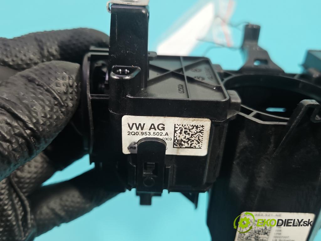 Skoda Fabia III 2014- 2021 1.0 TSI 95 HP manual 70 kW 999 cm3 5- prepínač komplex: 2Q0953521AE (Prepínacie páčky pod volantom)