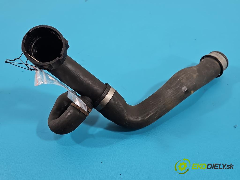 Mercedes GL II X166 2012-2015 4.7 V8 278928 340KM: automatic 250 kW 4663 cm3 5- rúrka systému chladenia A1665008575