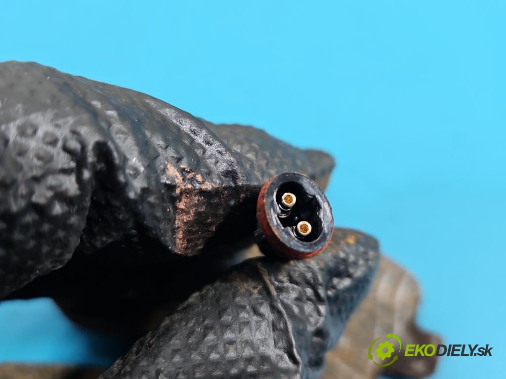 Mercedes GL II X166 2012-2015 4.7 V8 278928 340KM: automatic 250 kW 4663 cm3 5- Štíty: brzdové zadné A1664230700