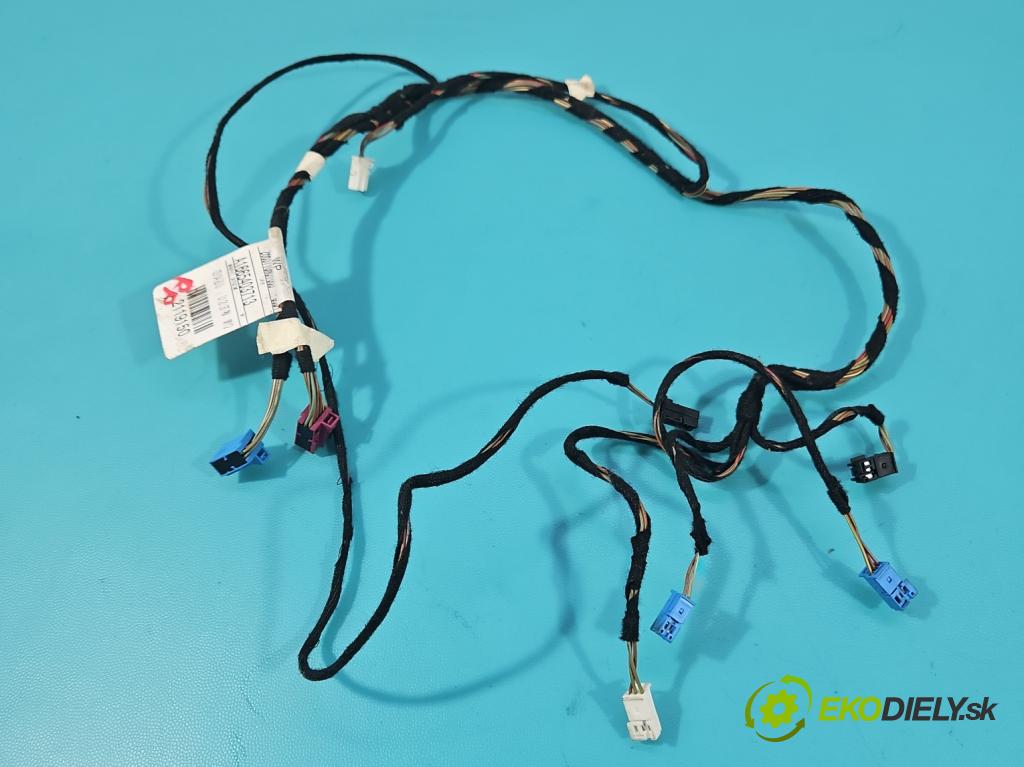 Mercedes GL II X166 2012-2015 4.7 V8 278928 340KM automatic 250 kW 4663 cm3 5- Balíček: dveře přední pravých A1665403713