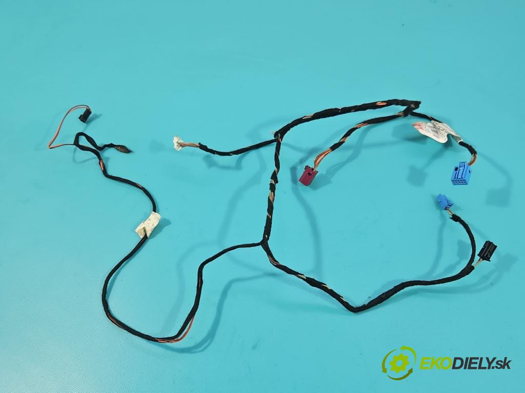 Mercedes GL II X166 2012-2015 4.7 V8 278928 340KM: automatic 250 kW 4663 cm3 5- Zväzok: dvere zadné pravých A1664406005