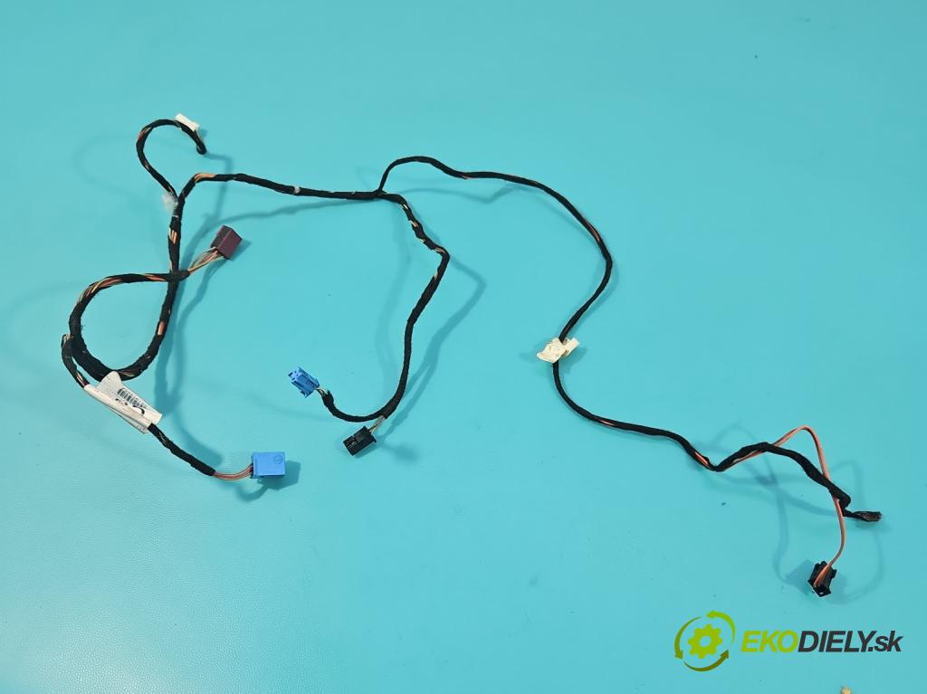 Mercedes GL II X166 2012-2015 4.7 V8 278928 340KM: automatic 250 kW 4663 cm3 5- Zväzok: dvere zadné pravých A1664406005