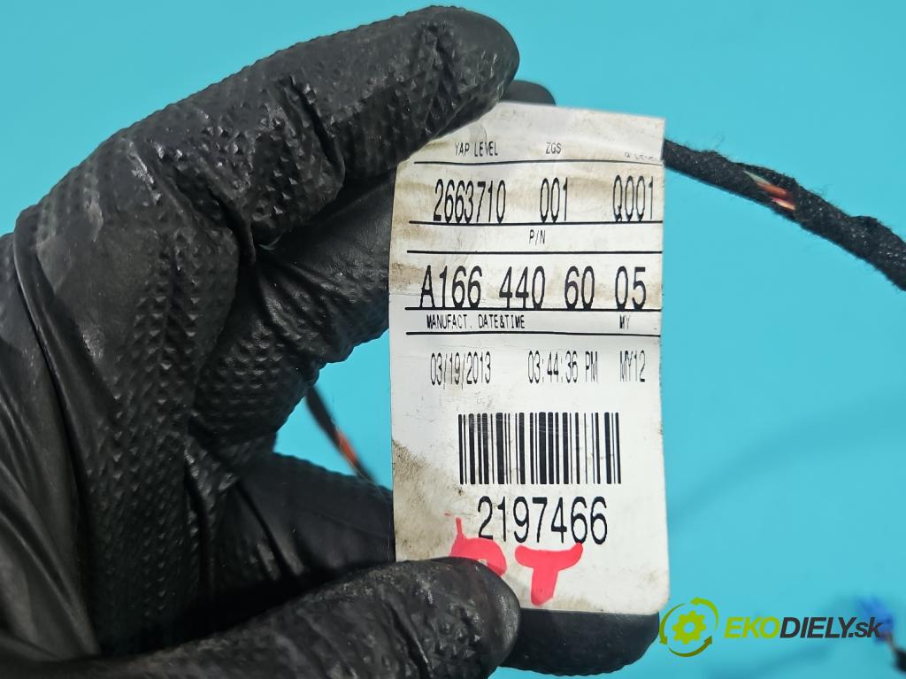 Mercedes GL II X166 2012-2015 4.7 V8 278928 340KM: automatic 250 kW 4663 cm3 5- Zväzok: dvere zadné pravých A1664406005