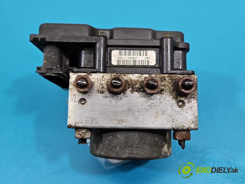 Opel Corsa D 2006-2014 1.3 cdti 75 hp manual 55 kW 1248 cm3 3- čerpadlo abs 0265800422 (Pumpa ABS)