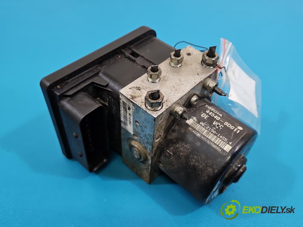 Toyota Yaris II 2005-2011 1.0 vvti 69KM manual 51 kW 998 cm3 5- čerpadlo abs 89541-0D030 (Pumpa ABS)