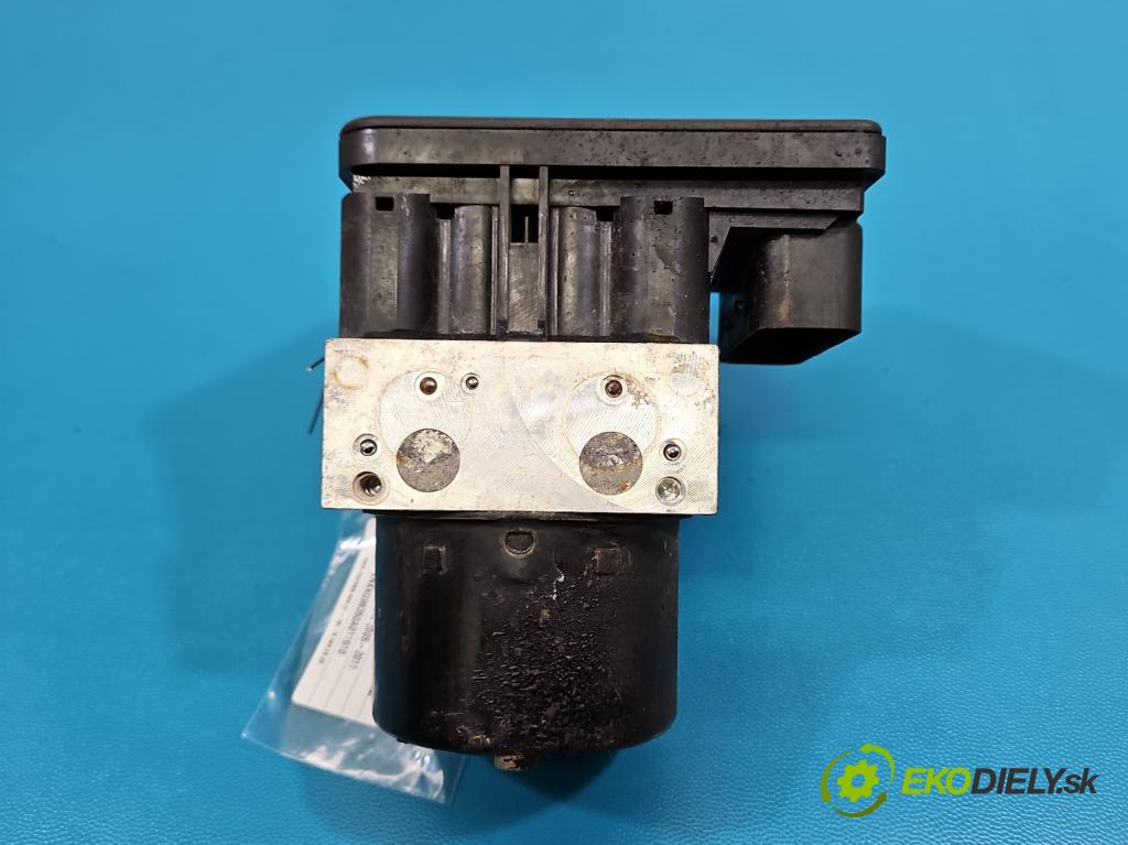 Toyota Yaris II 2005-2011 1.0 vvti 69KM manual 51 kW 998 cm3 5- čerpadlo abs 89541-0D030 (Pumpa ABS)