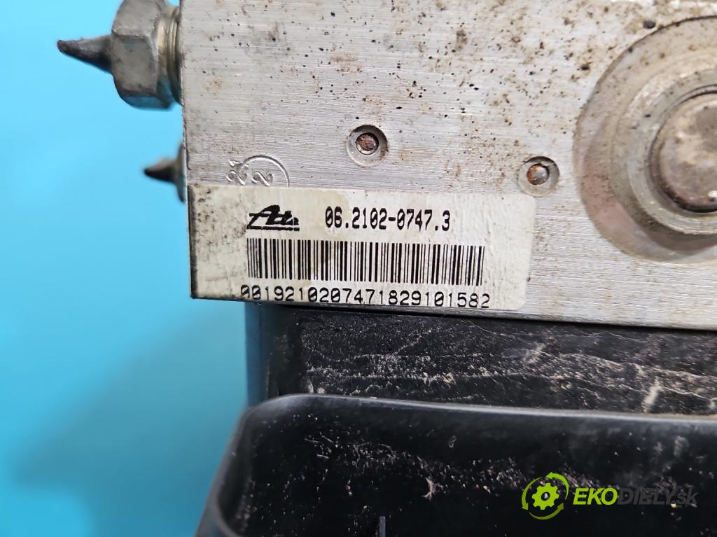 Toyota Yaris II 2005-2011 1.0 vvti 69KM manual 51 kW 998 cm3 5- čerpadlo abs 89541-0D030 (Pumpa ABS)