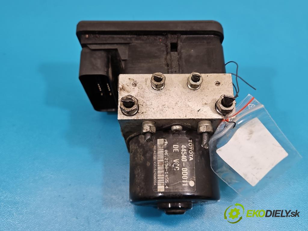 Toyota Yaris II 2005-2011 1.0 vvti 69KM manual 51 kW 998 cm3 5- čerpadlo abs 89541-0D030 (Pumpa ABS)