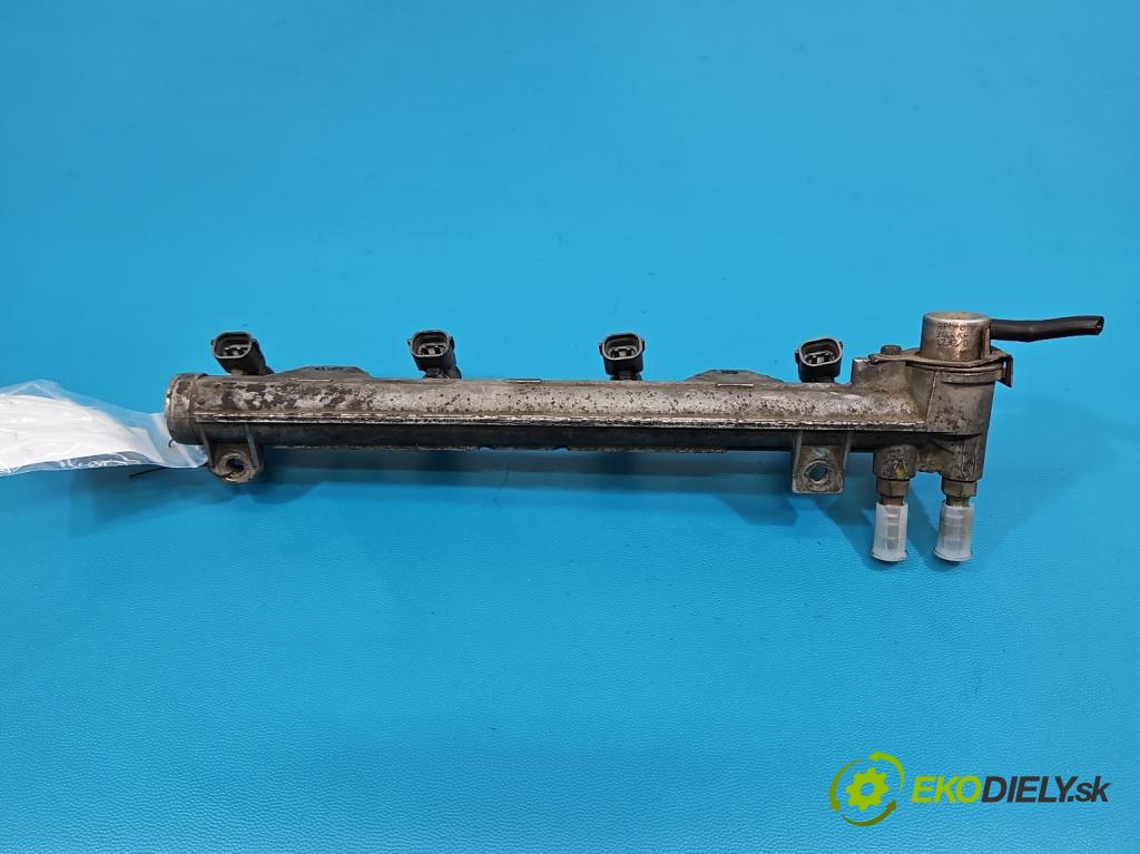 Seat Leon I 1999-2005 1.6 16V 105 HP manual 77 kW 1598 cm3 5- vstrek IWP123 (Vstrekovač paliva)