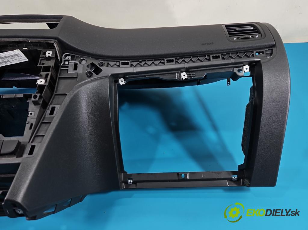 Skoda Yeti 2009-2017 2.0 tdi 110 HP manual 81 kW 1968 cm3 5- kokpit,pristrojová doska rozdeľovacia