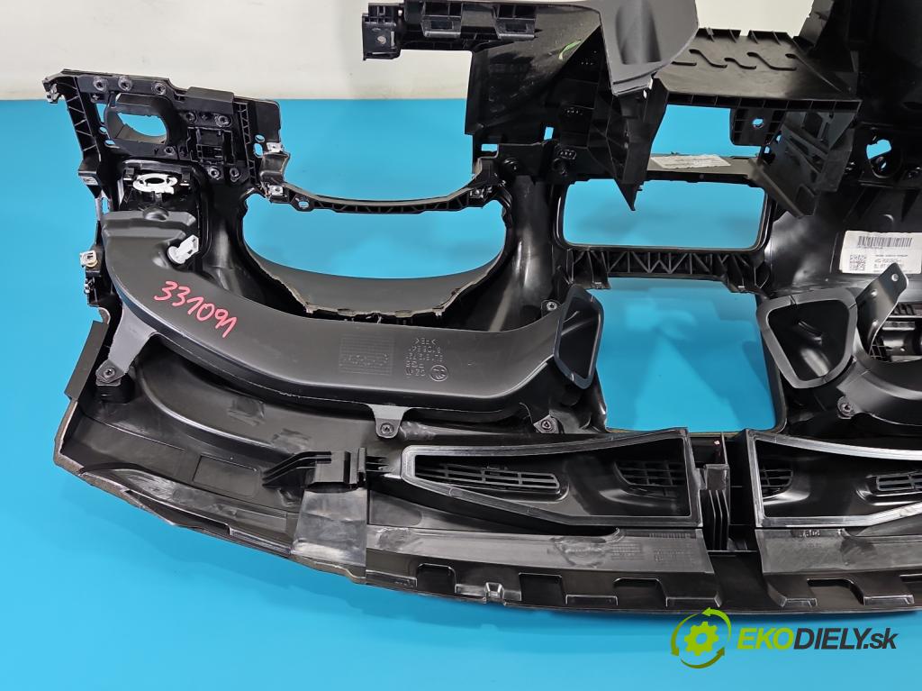 Skoda Yeti 2009-2017 2.0 tdi 110 HP manual 81 kW 1968 cm3 5- kokpit,pristrojová doska rozdeľovacia