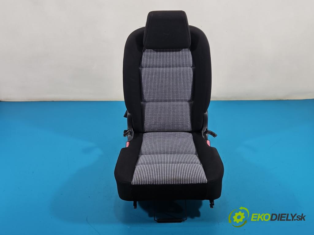 Peugeot 307 1.6 hdi 90 HP manual 66 kW 1560 cm3 5- Sedačka zadné ľavý II 