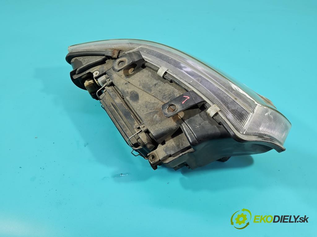 Seat Leon I 1999-2005 1.6 16V 105 HP manual 77 kW 1598 cm3 5- Reflektor: ľavý  (Kľučka dverí ostatné)