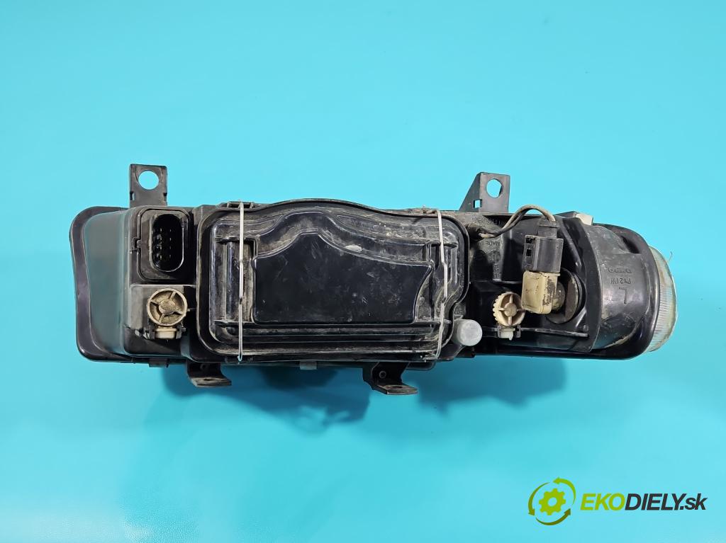 Seat Leon I 1999-2005 1.6 16V 105 HP manual 77 kW 1598 cm3 5- Reflektor: ľavý  (Kľučka dverí ostatné)