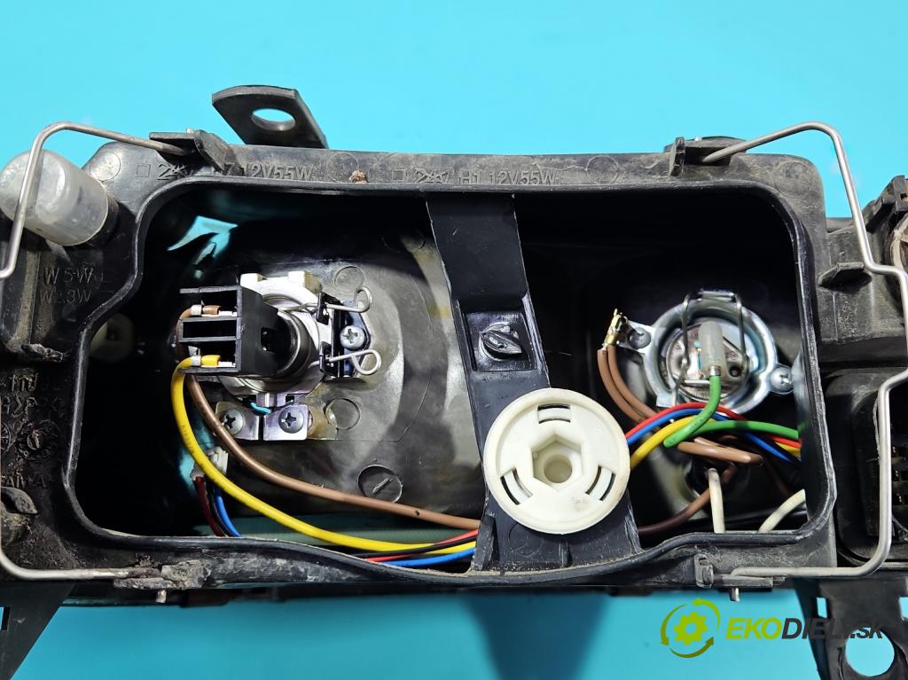 Seat Leon I 1999-2005 1.6 16V 105 HP manual 77 kW 1598 cm3 5- Reflektor: ľavý  (Kľučka dverí ostatné)