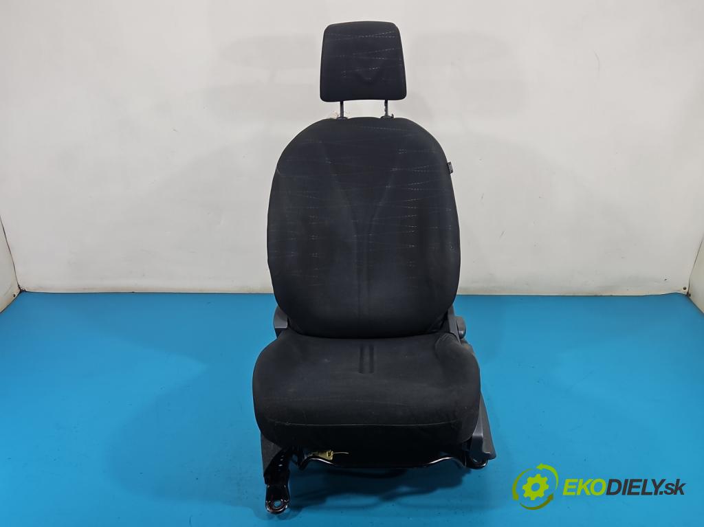 Toyota Yaris II 2005-2011 1.0 vvti 69KM manual 51 kW 998 cm3 5- Sedadlo levý  (Sedadlo)