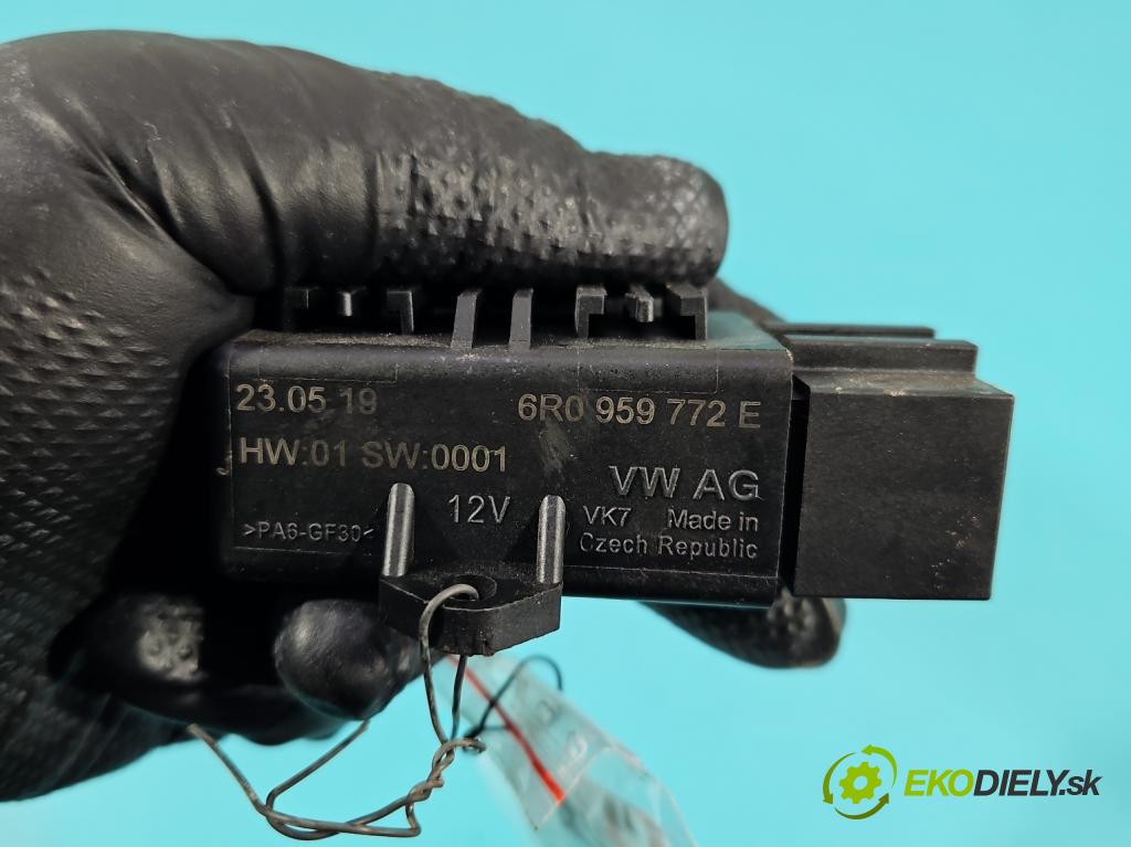 Skoda Fabia III 2014- 2021 1.0 TSI 95 HP manual 70 kW 999 cm3 5- riadiaca jednotka ostatné 6R0959772E