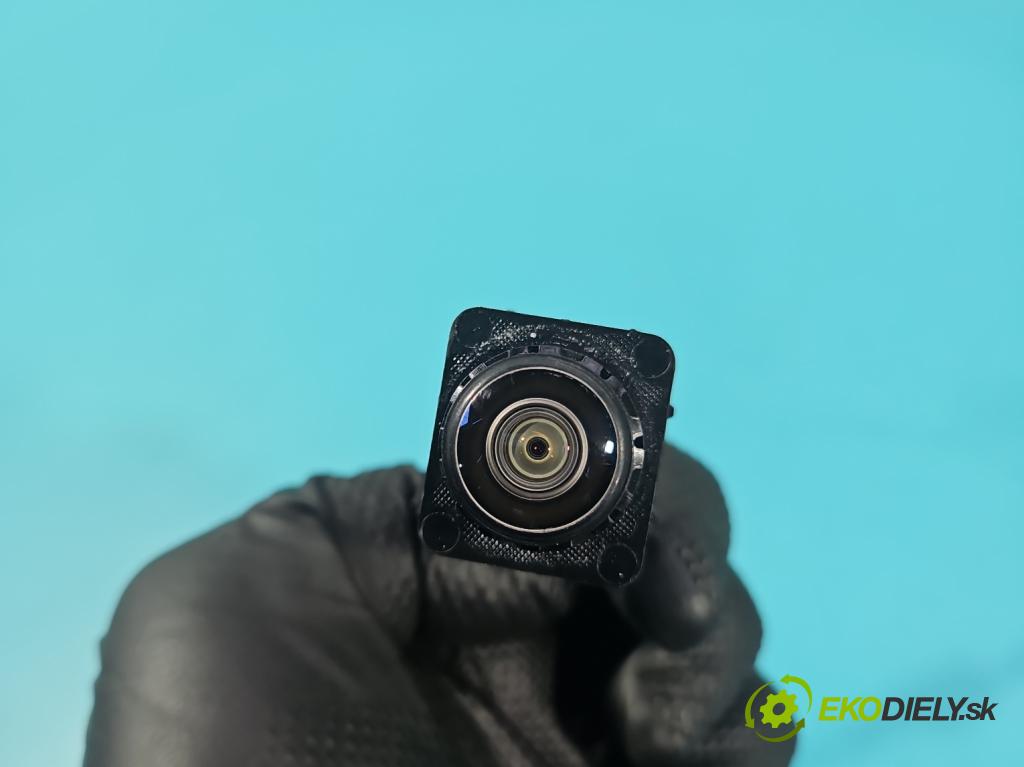 Skoda Fabia III 2014- 2021 1.0 TSI 95 HP manual 70 kW 999 cm3 5- Kamera cúvania 6V0980121A