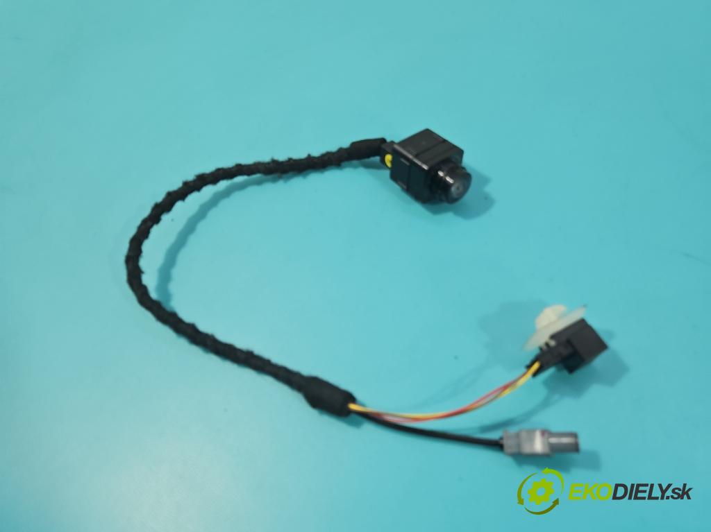 Skoda Fabia III 2014- 2021 1.0 TSI 95 HP manual 70 kW 999 cm3 5- Kamera cúvania 6V0980121A