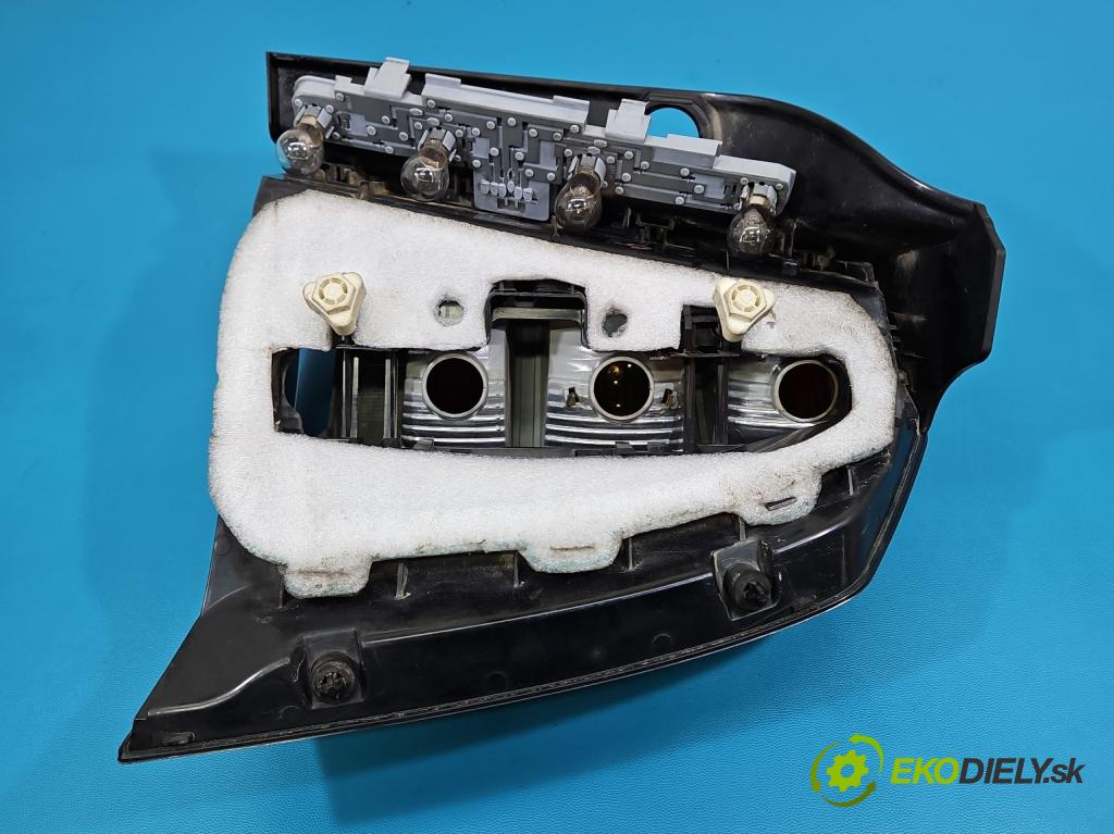 Opel Zafira B 2005-2014 1.9 cdti 150 HP manual 110 kW 1910 cm3 5- svetlo / reflektor zadné ľavé 24451841 (Kľučka dverí ostatné)
