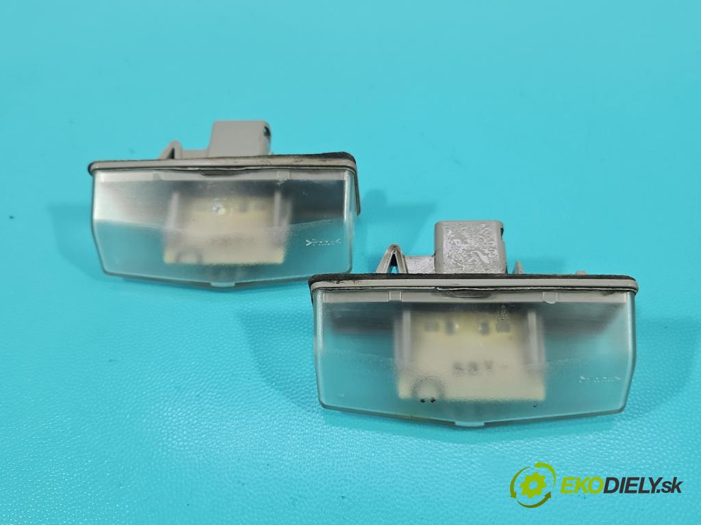 Lexus NX I 2014-2021 2.5 16V 155 HP automatic 114 kW 2494 cm3 5- podsvietenie KOITO 76-20