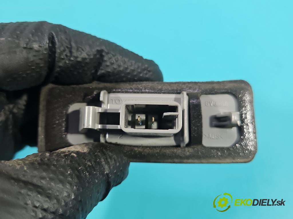 Lexus NX I 2014-2021 2.5 16V 155 HP automatic 114 kW 2494 cm3 5- podsvietenie KOITO 76-20