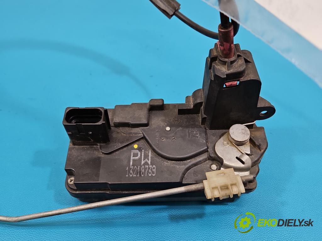 Opel Zafira B 2005-2014 1.9 cdti 150 HP manual 110 kW 1910 cm3 5- zámok zadné pravý 13210739