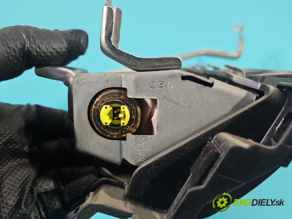 Lexus NX I 2014-2021 2.5 16V 155 HP automatic 114 kW 2494 cm3 5- airbag vzduch: 1D1L84015M2X